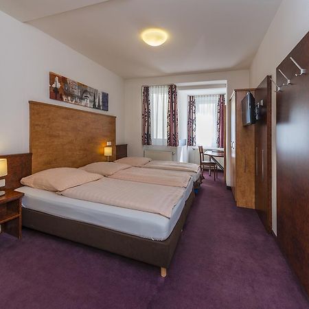 Breslauer Hof Am Dom Hotel Koln Bagian luar foto