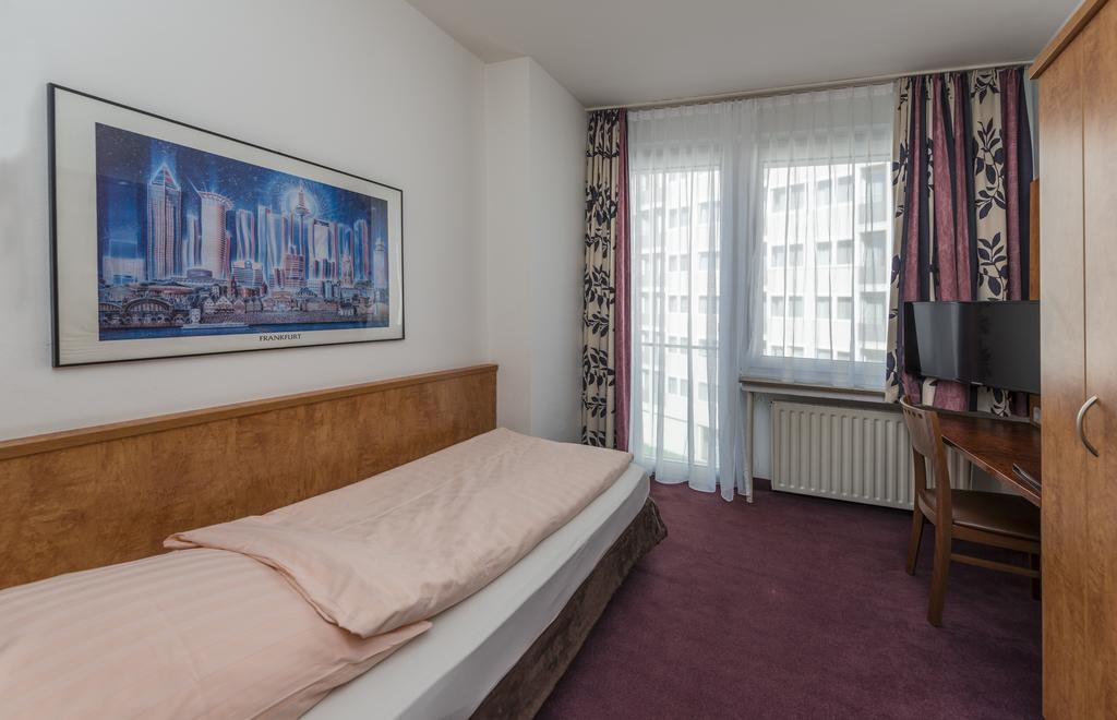 Breslauer Hof Am Dom Hotel Koln Ruang foto